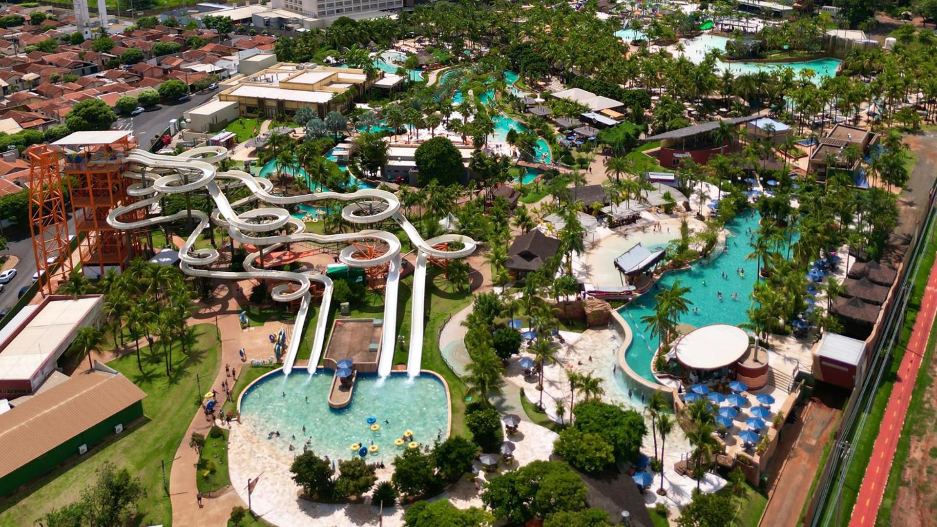 Olímpia Hot Beach Resort מראה חיצוני תמונה Wet 'n' Wild Phoenix