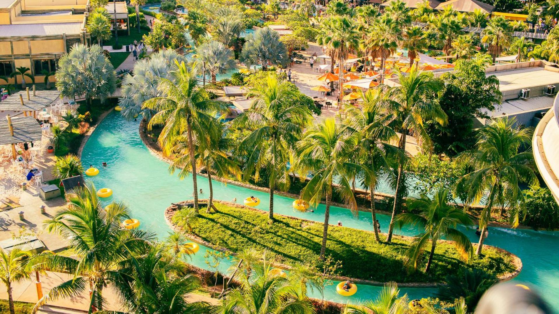Olímpia Hot Beach Resort מראה חיצוני תמונה The artificial river at the Atlantis Paradise Island