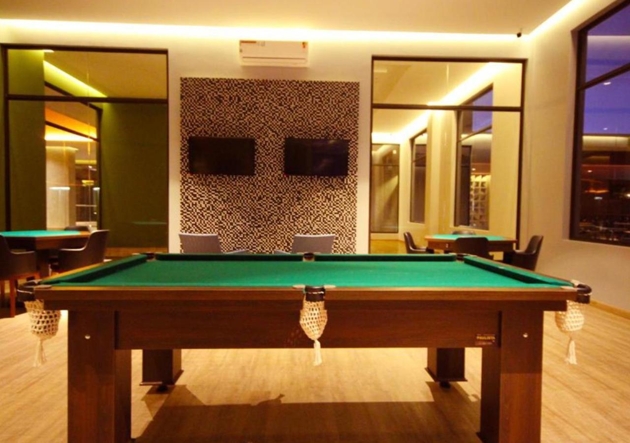 Olímpia Hot Beach Resort מראה חיצוני תמונה A pool table